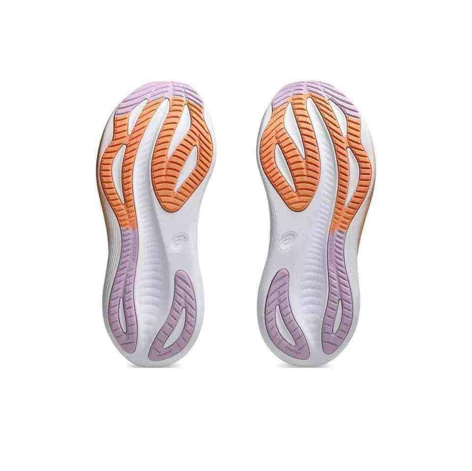 حذاء للجري ASICS بتقنية PureGEL مريح لون أبيض وبرتقالي.