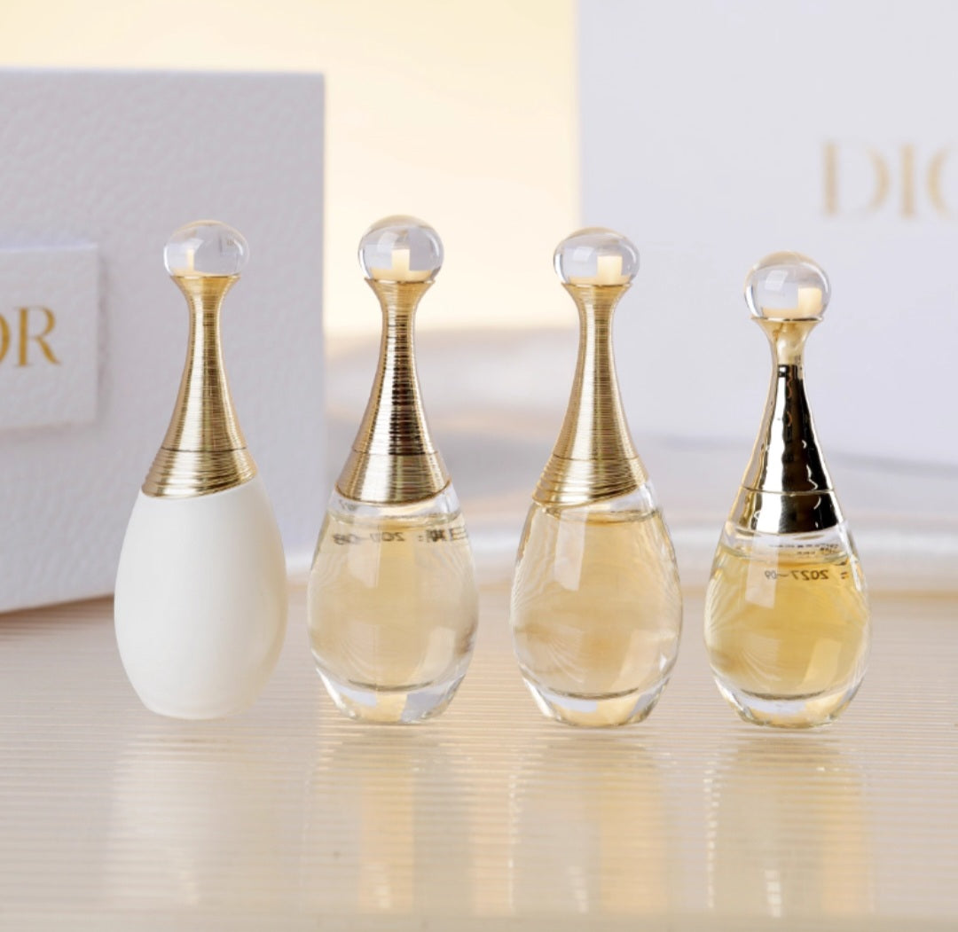 مجموعة عطور Dior J'adore ميني منوعة بشنطة هدايا فاخرة
