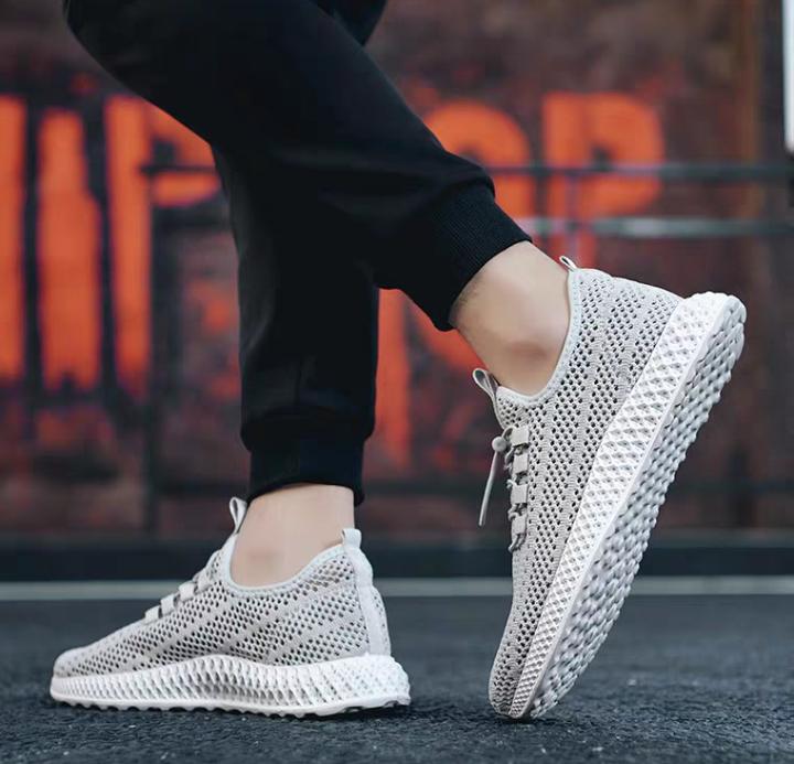 حذاء Height Boost الرياضي لزيادة الطول 8 سم