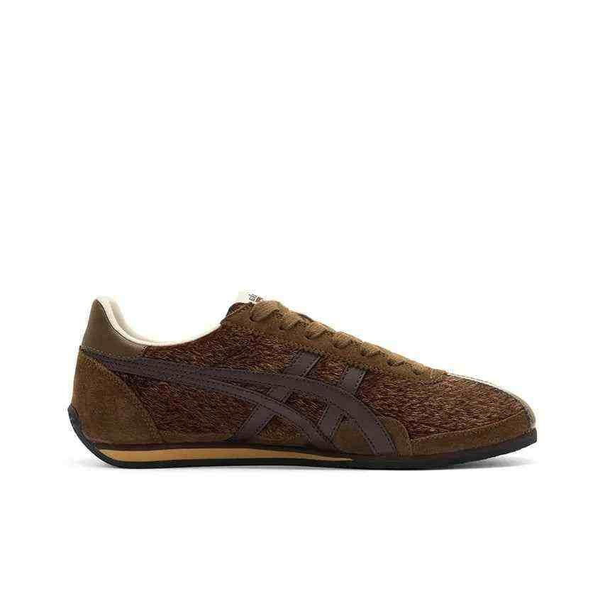 حذاء Onitsuka Tiger Mexico 66 بتصميم بني فاخر.