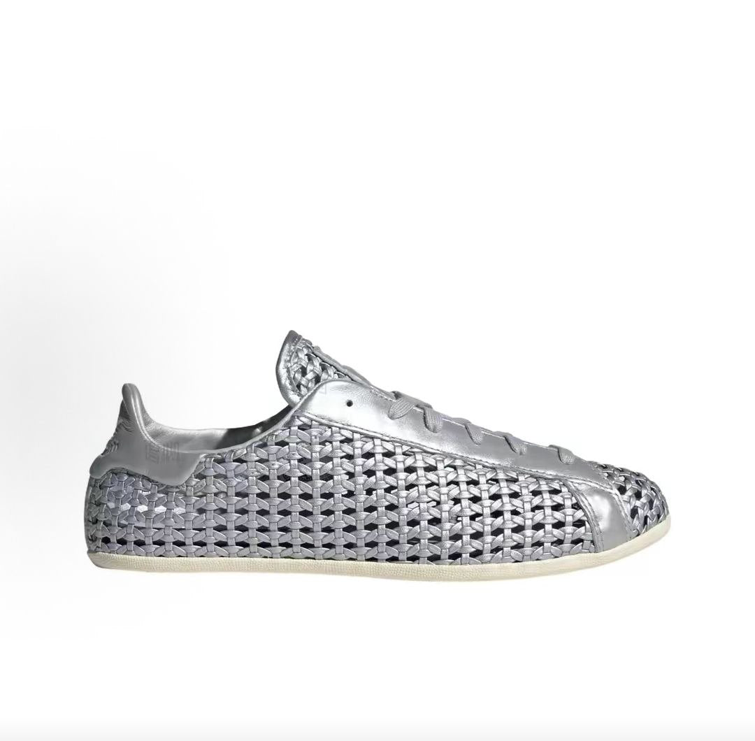 حذاء Adidas Stan Smith فضي مجدول لمظهر كاجوال مريح