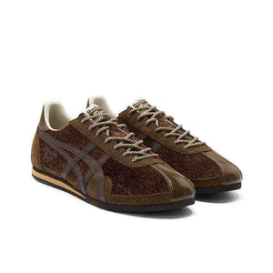 حذاء Onitsuka Tiger Mexico 66 بتصميم بني فاخر.