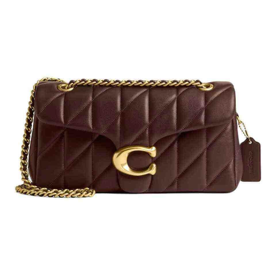 حقيبة Coach كتف جلد مبطن Quilted باللون البني الغامق.
