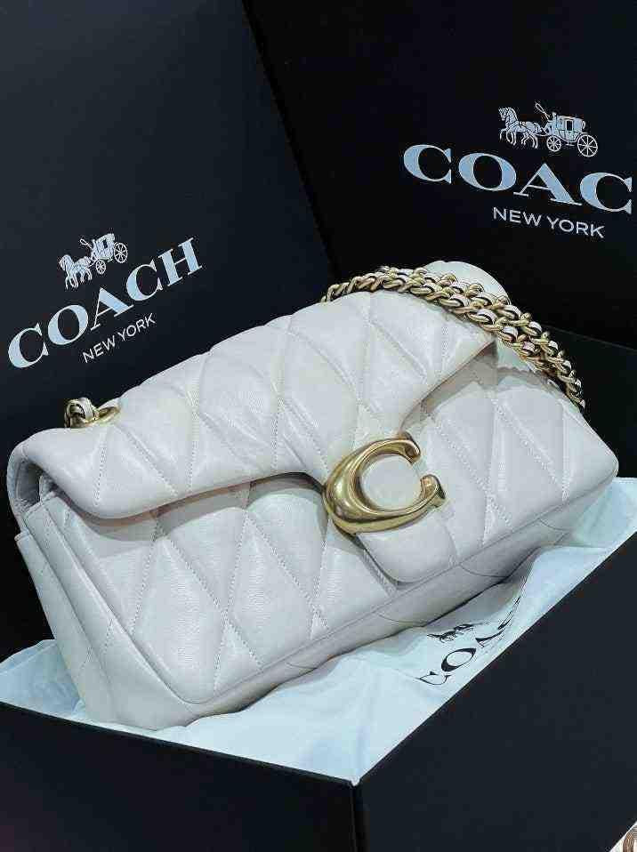 حقيبة Coach جلد مبطن لون أبيض Madison Shoulder Bag.