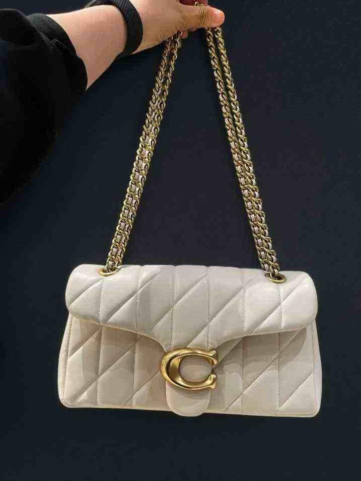 حقيبة Coach جلد مبطن لون أبيض Madison Shoulder Bag.