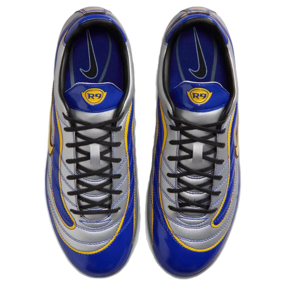 The top view highlights Nike Shoes craftsmanship, showcasing the حذاء نايك الأصلي مع حذاء نايكي اير ماكس R9 فضي | Nike Air Max Mercurial R9 Silver ضمن أفضل موديلات شوز نايك وتصاميم nike schuhe.