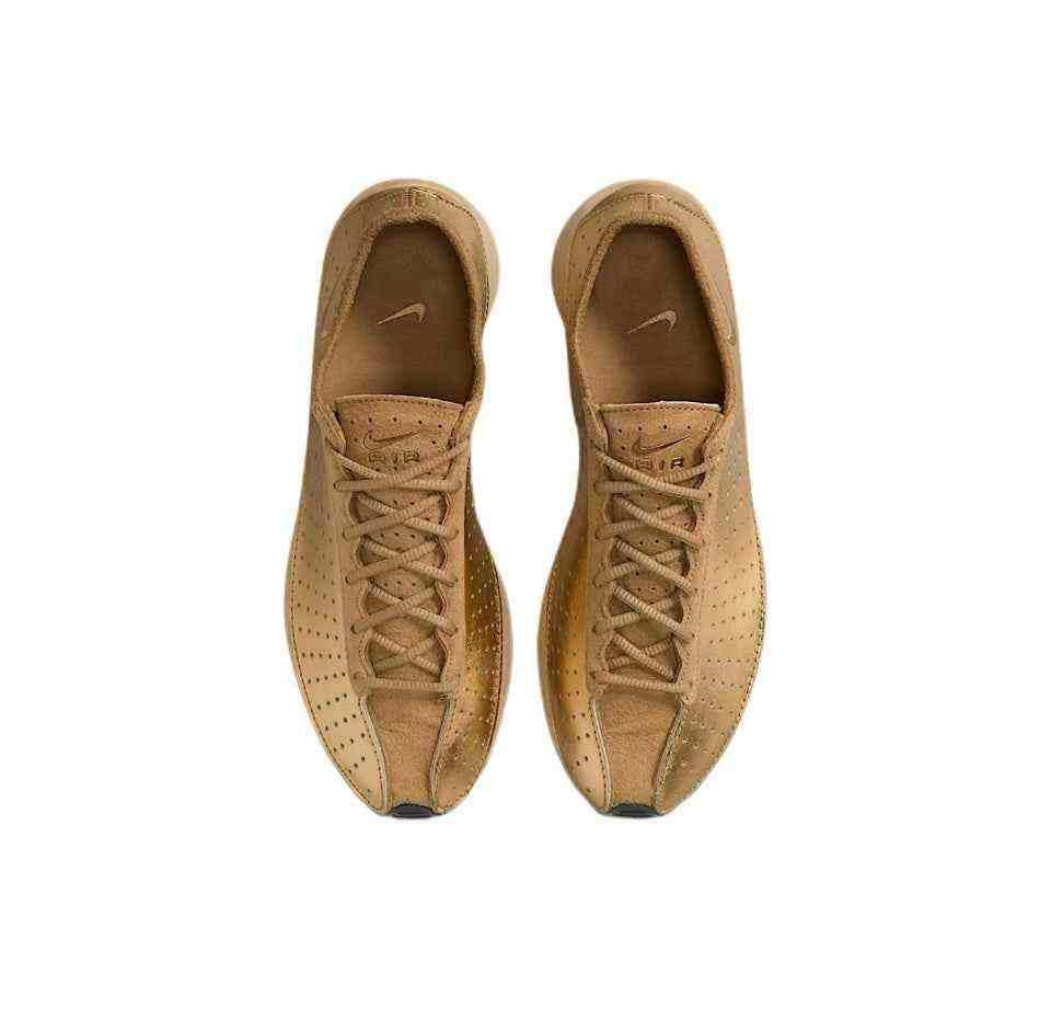 The top view showcases Nike Shoes details, combining the حذاء نايك الأصلي مع ميزات حذاء نايكي إير سوبرفلاي برونزي | Nike Air Superfly Bronze وجودة شوز نايك وتشكيلة nike schuhe.