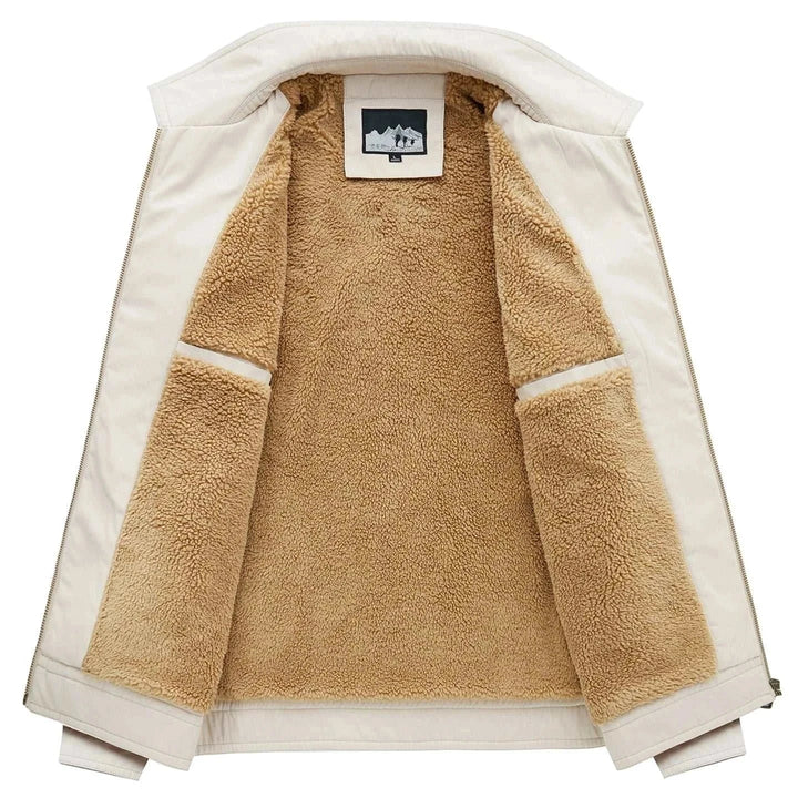 جاكيت رجالي مبطن بفرو ناعم داخلي بلون بني فاتح للدفء والأناقة