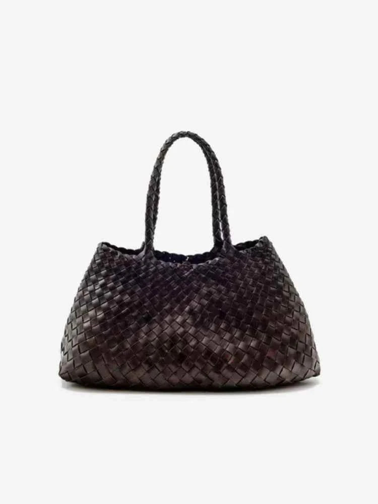 Dragon woven حقيبة يد نسائية من الجلد الطبيعي بتصميم مجدول وحجم عملي.