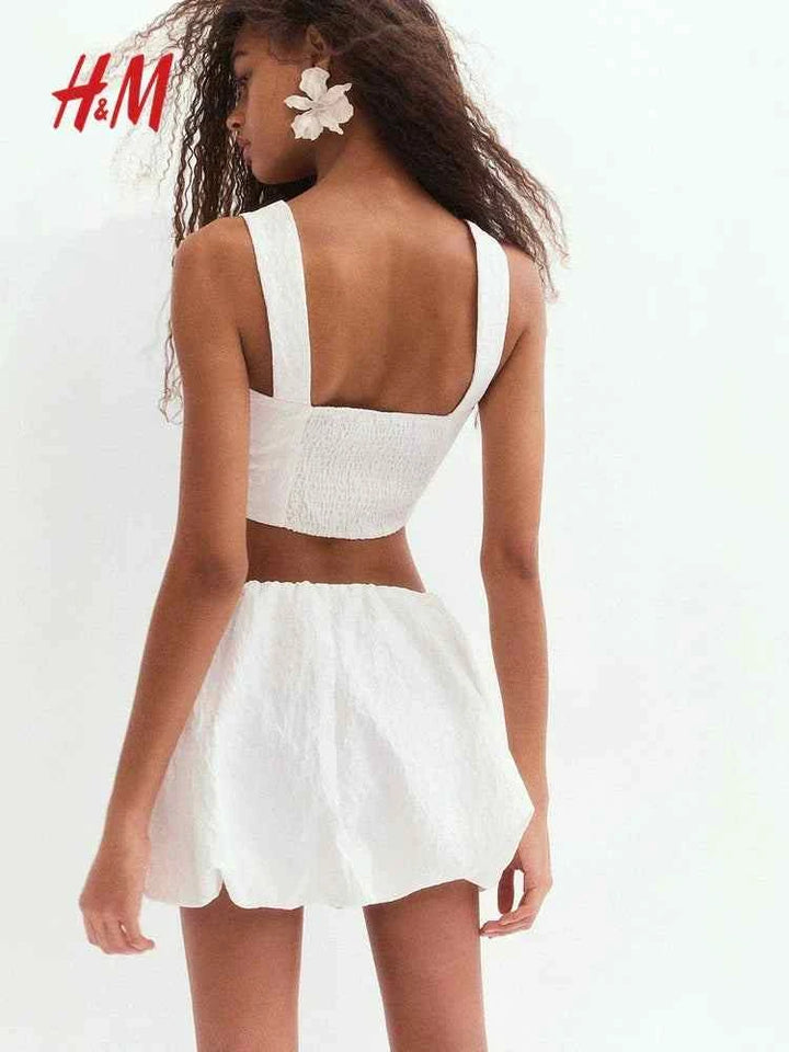 HM short skirt with puffed hem and gathered waist.