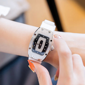 Light luxury niche watches, women's women's diamond-encrusted luxury large dial, new summer 2026 genuine high-end sense.