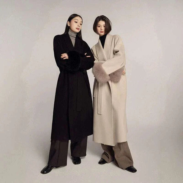 Cashmere Coat أزياء نسائية أنيقة ودافئة من موسم 2025