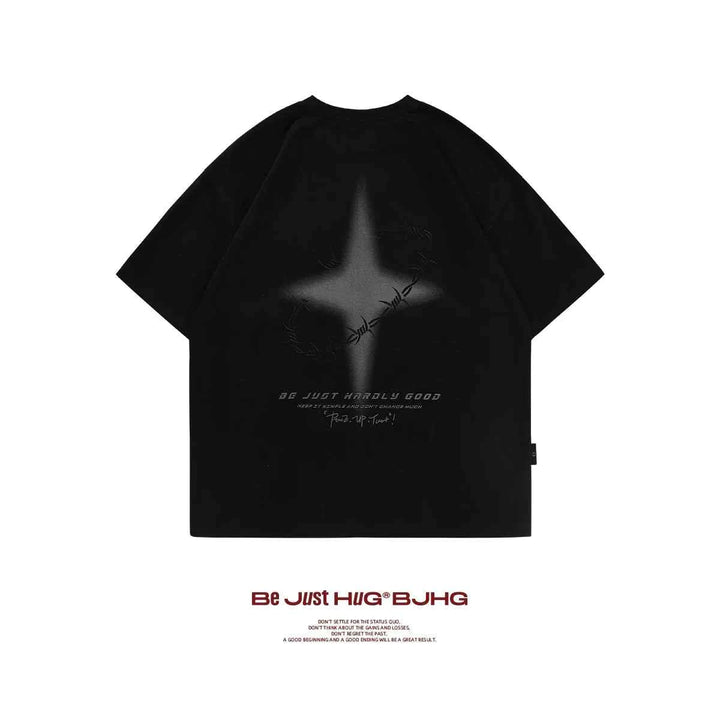 Black reflective star print T-shirt with barbed wire design on the back, casual streetwear style تيشيرت نجمة