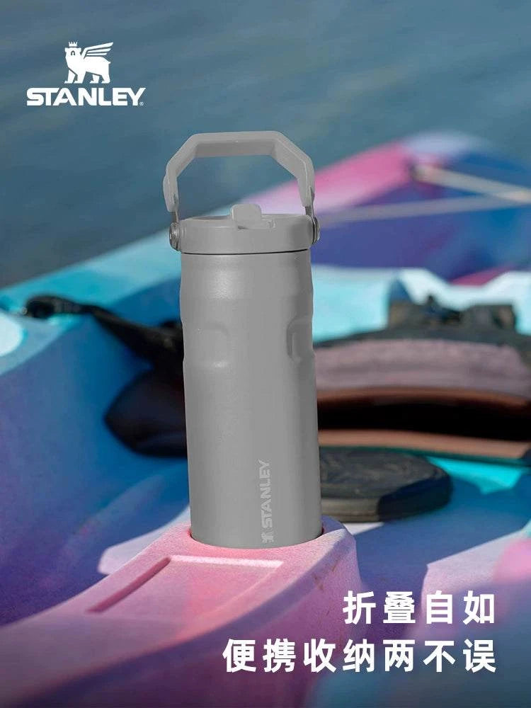 Stanley high-value fashion carrying cup.