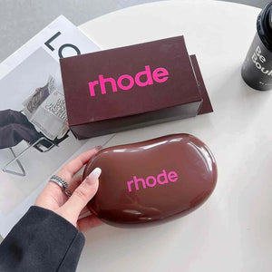 رود Rhode حقيبة أصلية بألوان متنوعة لحماية مستحضرات التجميل.