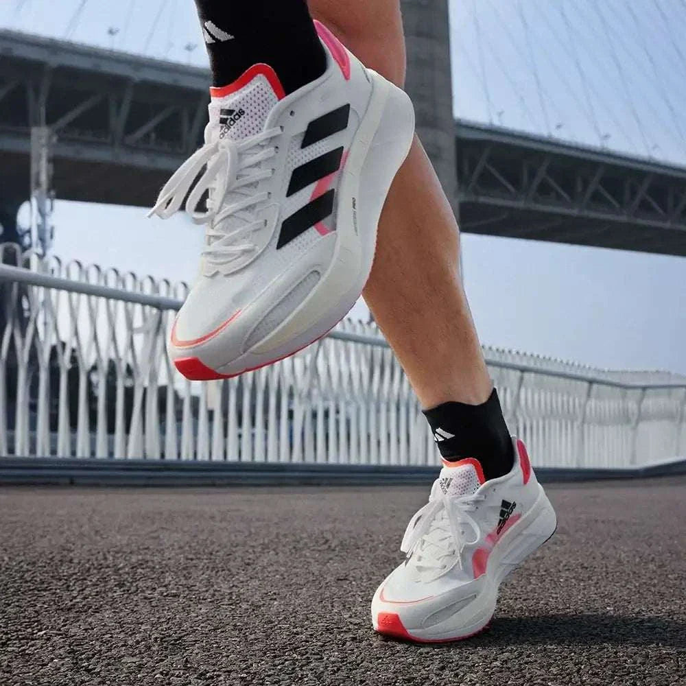 حذاء جري خفيف للماراثون من أديداس adidas.