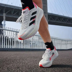 حذاء جري خفيف للماراثون من أديداس adidas.