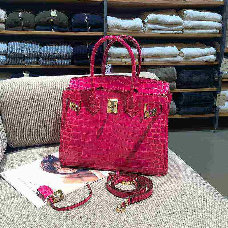 شنطة Birkin نسائية فاخرة بنقشة جلد التمساح  – جودة صينية عالية.