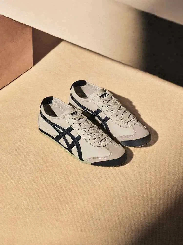 Onitsuka Tiger حذاء MEXICO 66™ فينتاج كلاسيك أزرق داكن للجنسين بأسلوب Athleisure | Onitsuka Tiger Sneakers.