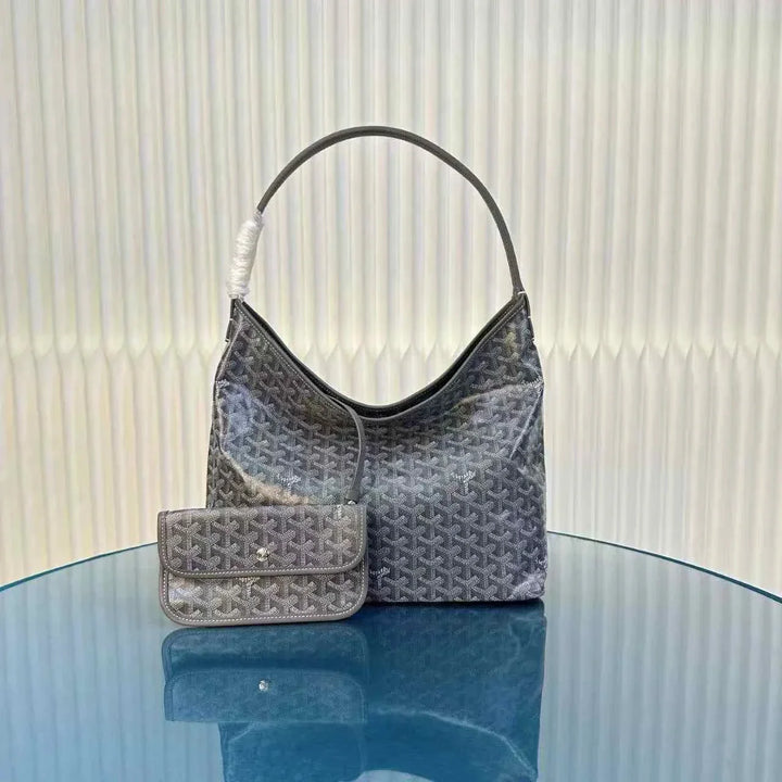 luxury geometric printed hobo bag حقيبة كتف with durable leather strap and spacious design for daily essentials