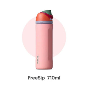 مطارة ماء Owala FreeSip عازلة للحرارة بألوان متنوعة.