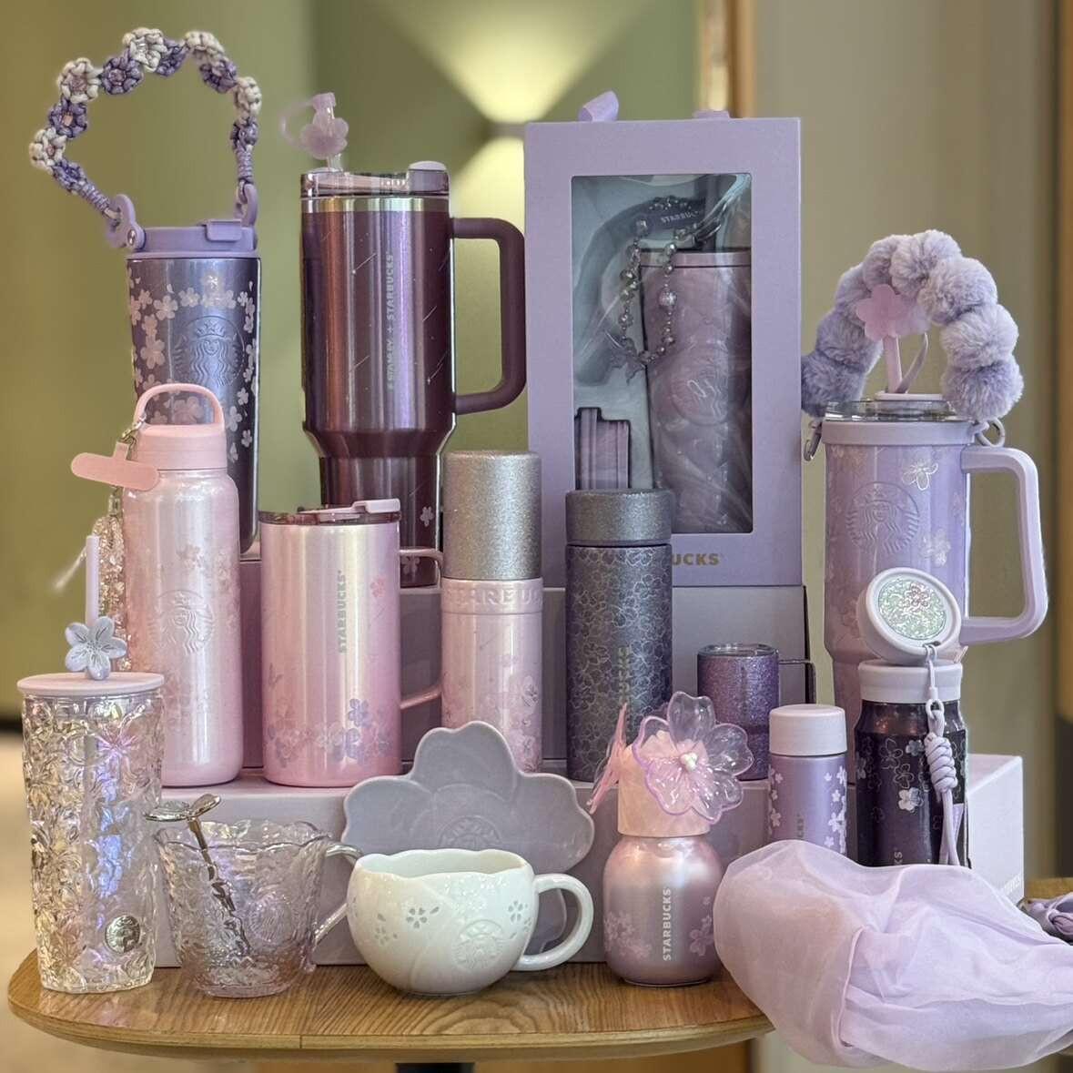 Starbucks cup 2026 spring new product Twilight cherry blossom series high-value glass straw stainless steel thermos cup.