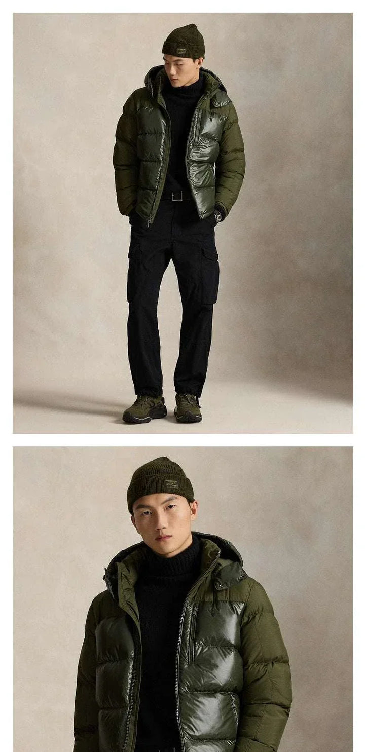 جاكيت رجالي من Ralph Lauren باللون الزيتوني مع حشوة مبطنة وغطاء رأس وسحّاب مزدوج، تصميم مقاوم للبرد وأنيق للمناسبات الشتوية