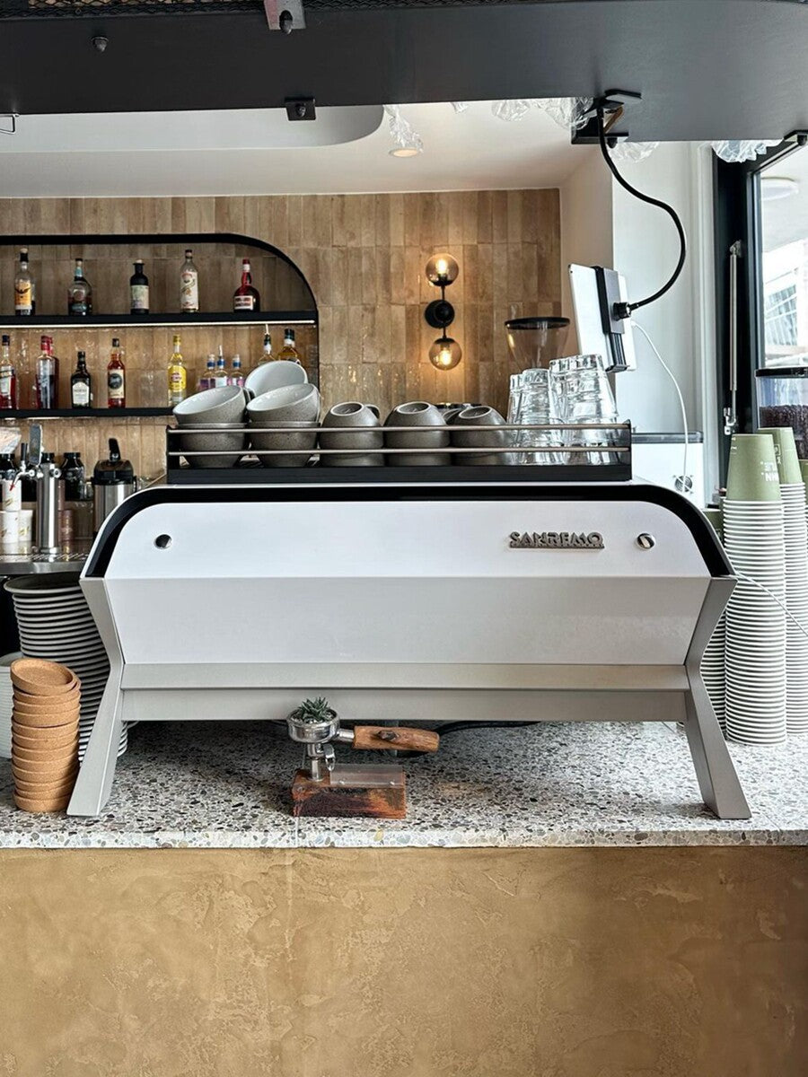 ماكينة قهوة Sanremo F18 SB بتقنية تحكم حراري متطور