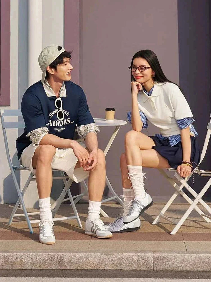 Adidas حذاء "Ice Cream" VS JOG 2.0 رجالي ونسائي بتصميم T-Toe بألوان أبيض ورمادي وأصفر ووردي