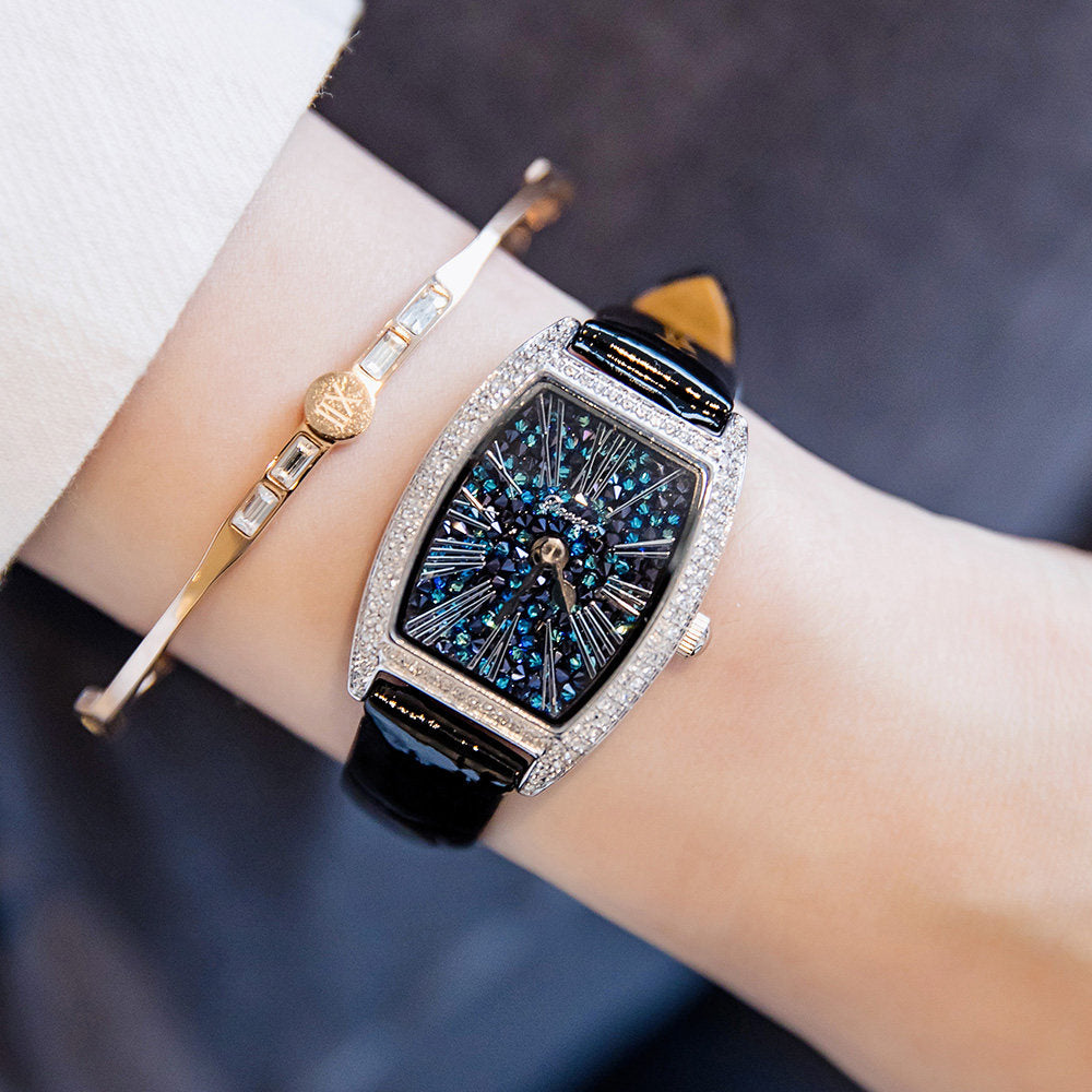 2026 New Swarovski Element Crystal Tonneau Barrel Watch Women's Genuine Brand Baby's Breath Leather Fashion Watch.