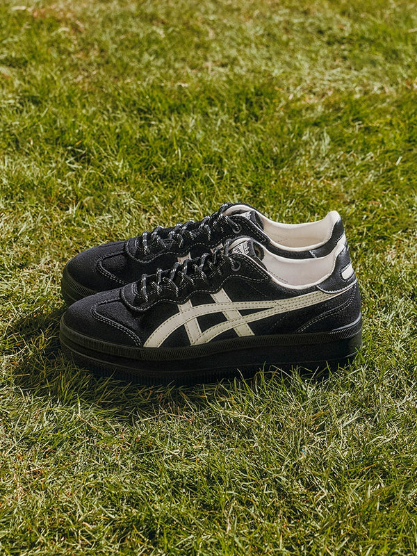 Onitsuka Tiger أوني تسوكا تايجر – حذاء TOKUTEN CHUNK نسائي