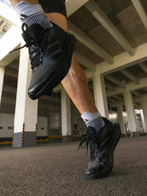حذاء جري خفيف ومريح من أديداس adidas.