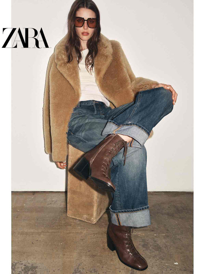 حذاء نسائي شتوي ZARA2025 بني من الجلد بوت بكعب عريض وسحاب جانبي ورباط أمامي