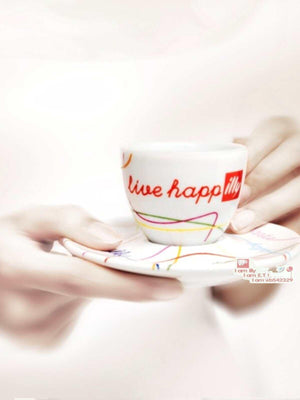 فنجان Espresso illy سيراميك بتصميم Live happily.