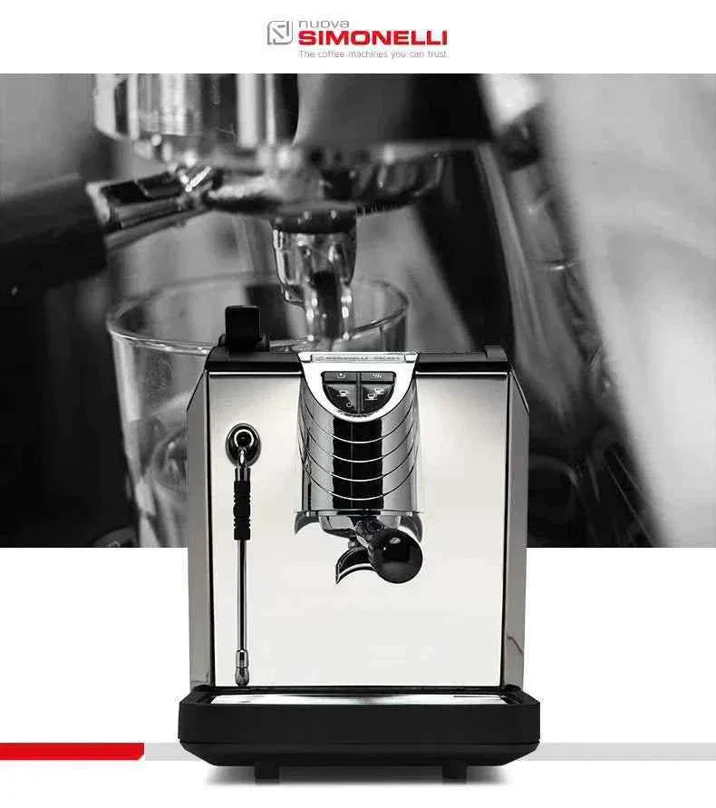Nuova Simonelli Oscar II ماكينة Espresso إيطالية احترافية.