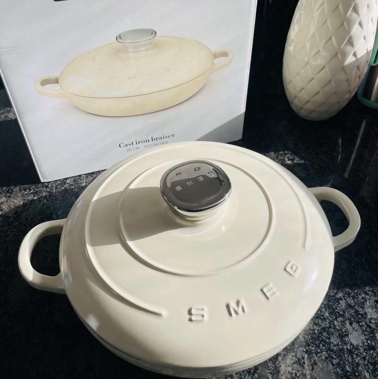 SMEG Enamel Pot 24CM Household Stew Pot Stew Pot 26cm.