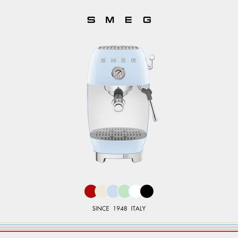 ماكينة Espresso من Smeg موديل ECF03 بخاصية Cold Extraction.