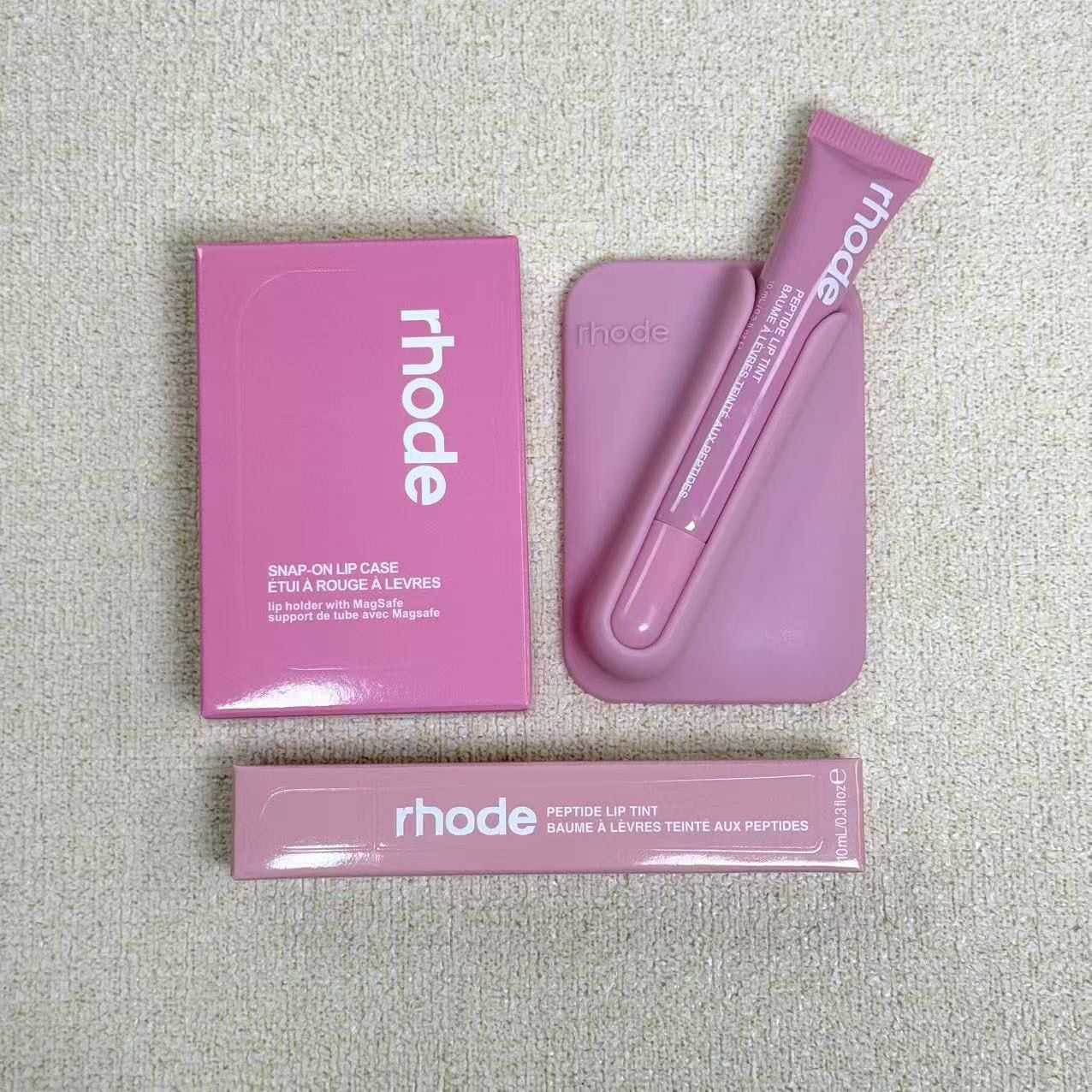 جراب سيليكون Rhode للهاتف مع حامل مرطب شفاه MagSafe