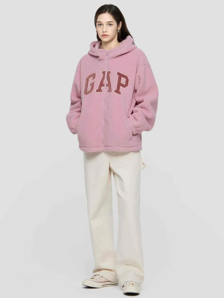 Gap هودي شتوي فرو نسائي وردي مع قبعة وجيوب بسحاب مريح وأنيق للشتاء