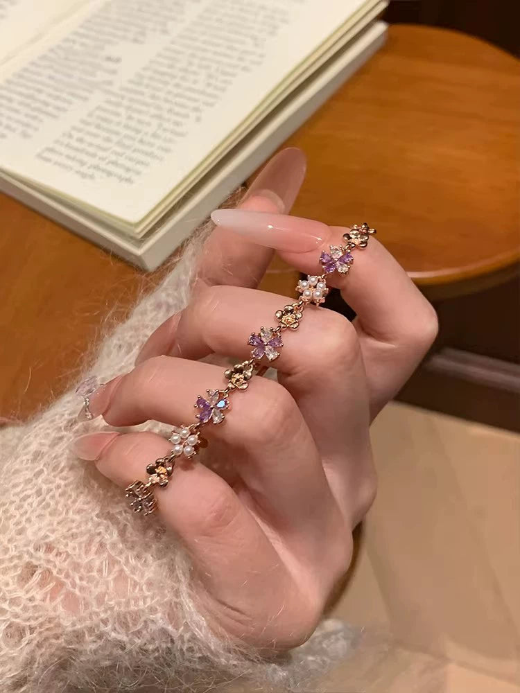 Flower sparkling diamond rose gold bracelet women's sweet light luxury luxury bracelet 2025 new hand jewelry