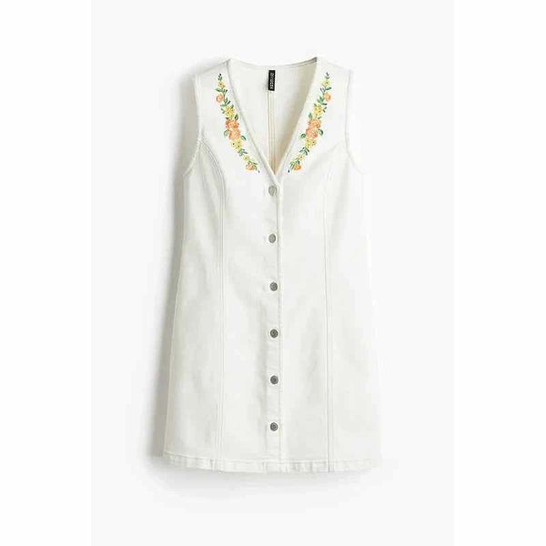HM denim dress with floral embroidery, sleeveless V-neck design, short lengاتش اند امth.