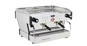 ماكينة Espresso احترافية La Marzocco Linea PB مزدوجة الرأس.