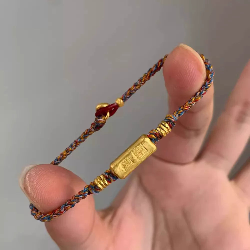 سوار Gold Bar من الخيوط الملونة الفاخرة.