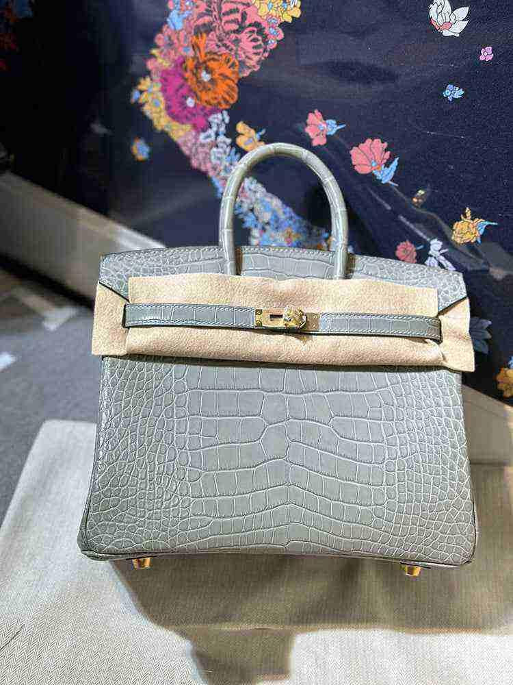 حقيبة فاخرة بتصيم  Birkin - نقشة جلد التمساح - جودة صينية عالية.
