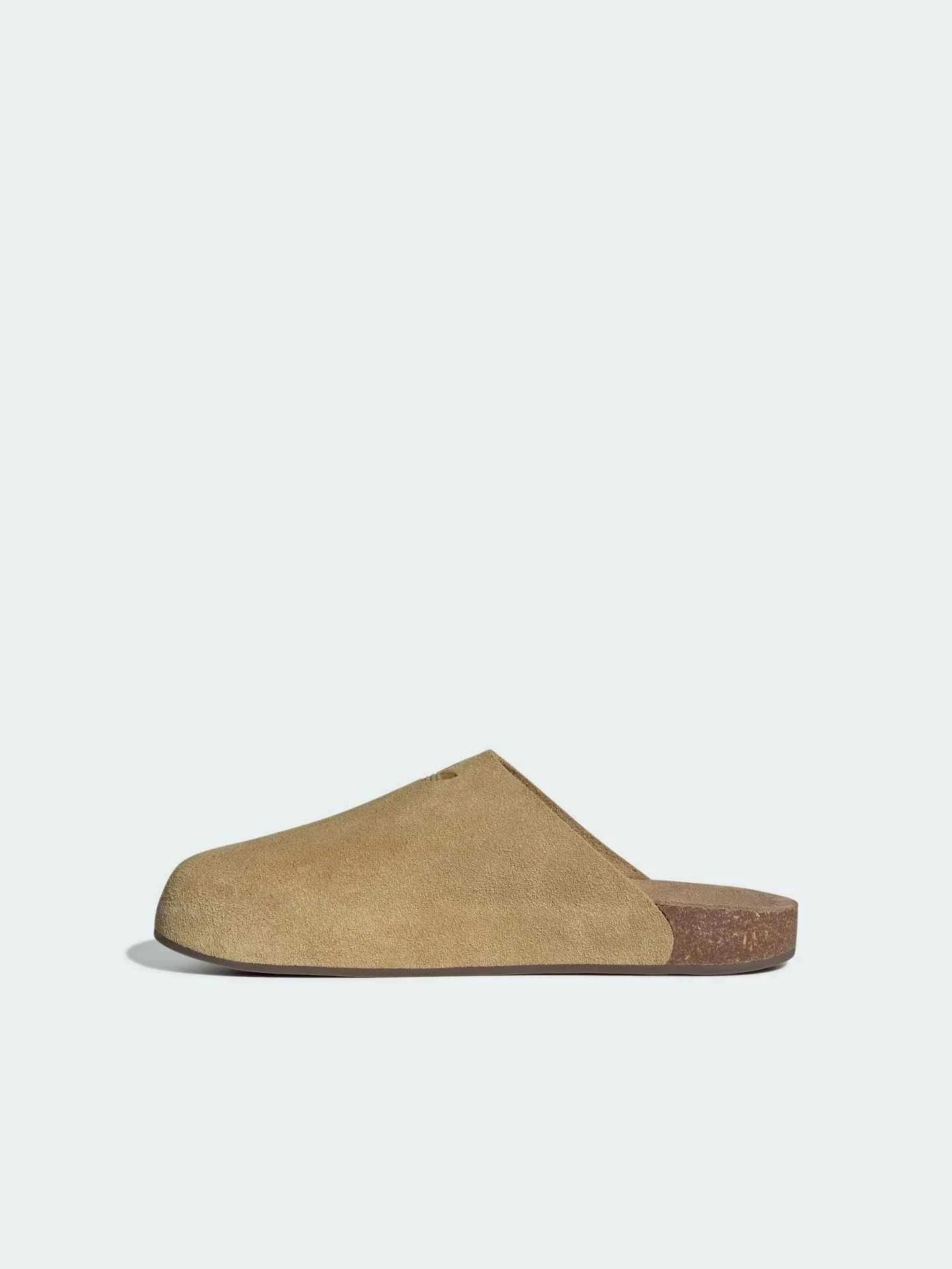 Adidas شبشب كاجوال مريح من أديداس.