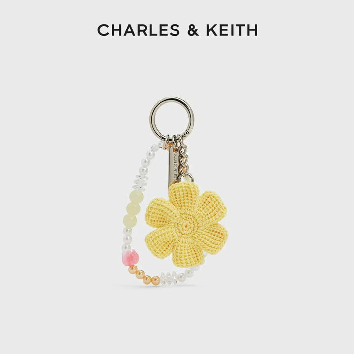 ميدالية CHARLES KEITH بتصميم زهرة كروشيه صفراء مع خرز ملون أنيق للاكسسوارات