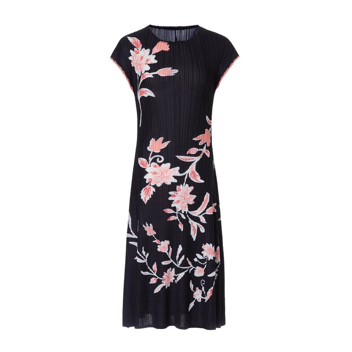 Elegant pleated floral dress with short sleeves and round neckline, perfect for summer outings.