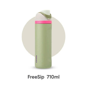 مطارة ماء Owala FreeSip عازلة للحرارة بألوان متنوعة.