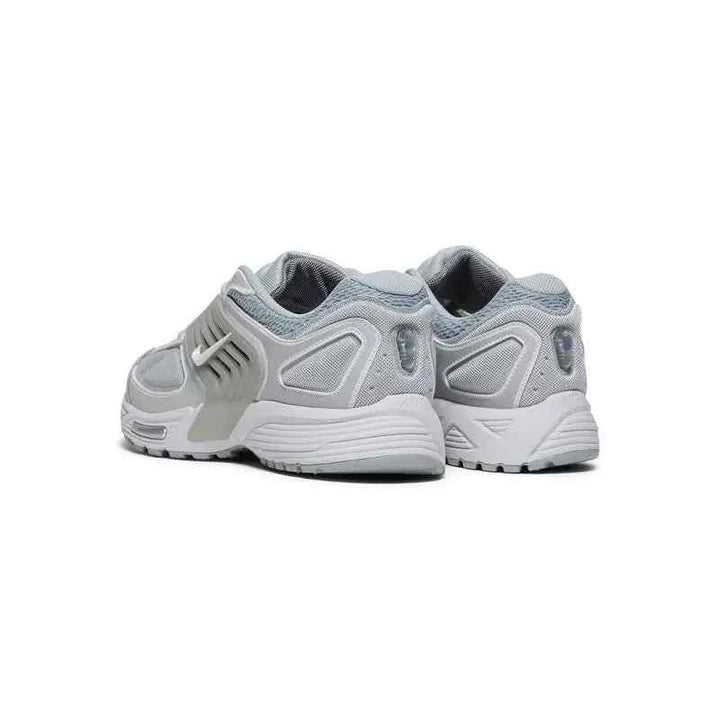 Nike Men's Running Shoes with cushioning and breathable design for professional training.