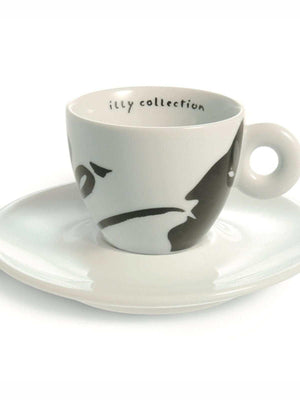 أكواب Espresso من illy collection بتصاميم فنية ملونة.